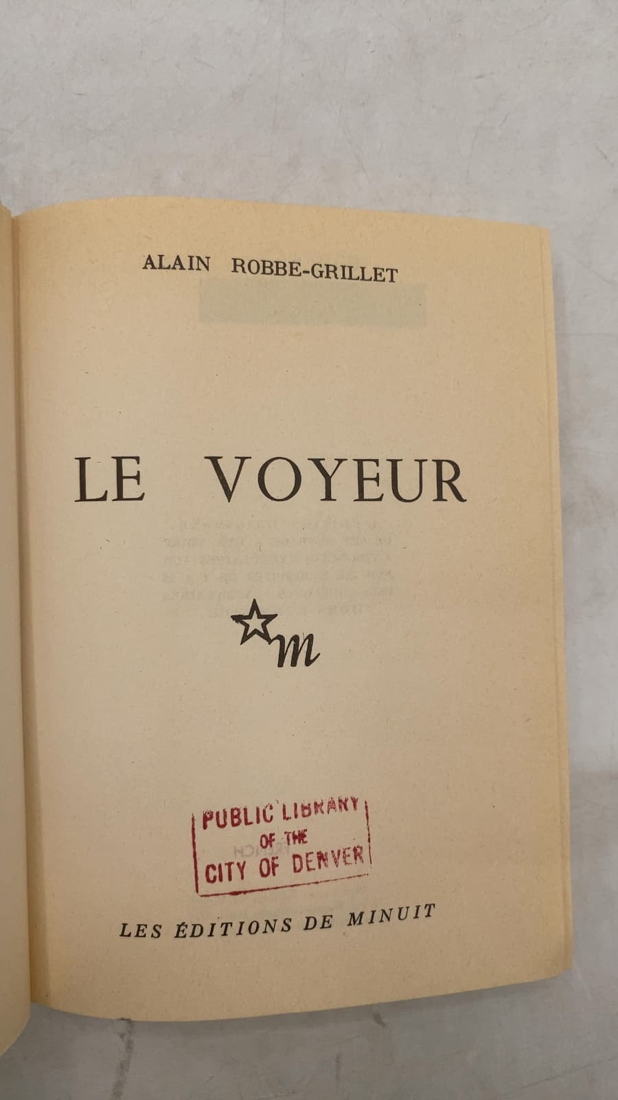LE Voyeur by Alain Robbe-Grillet - title page