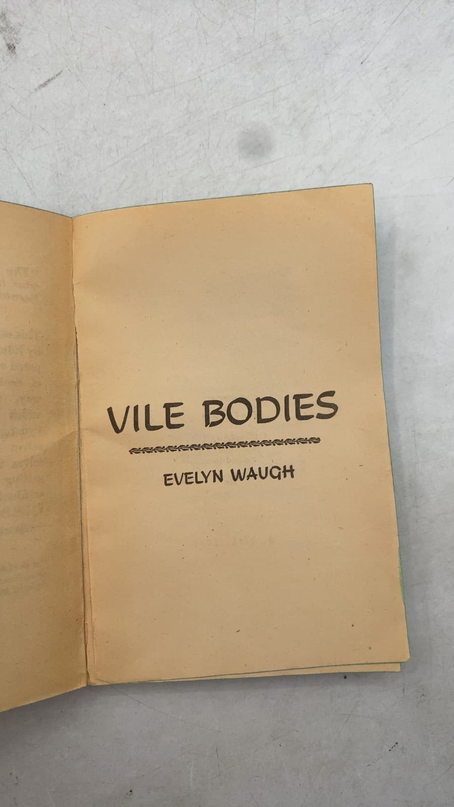 Vile Bodies by Evelyn Waugh - title page