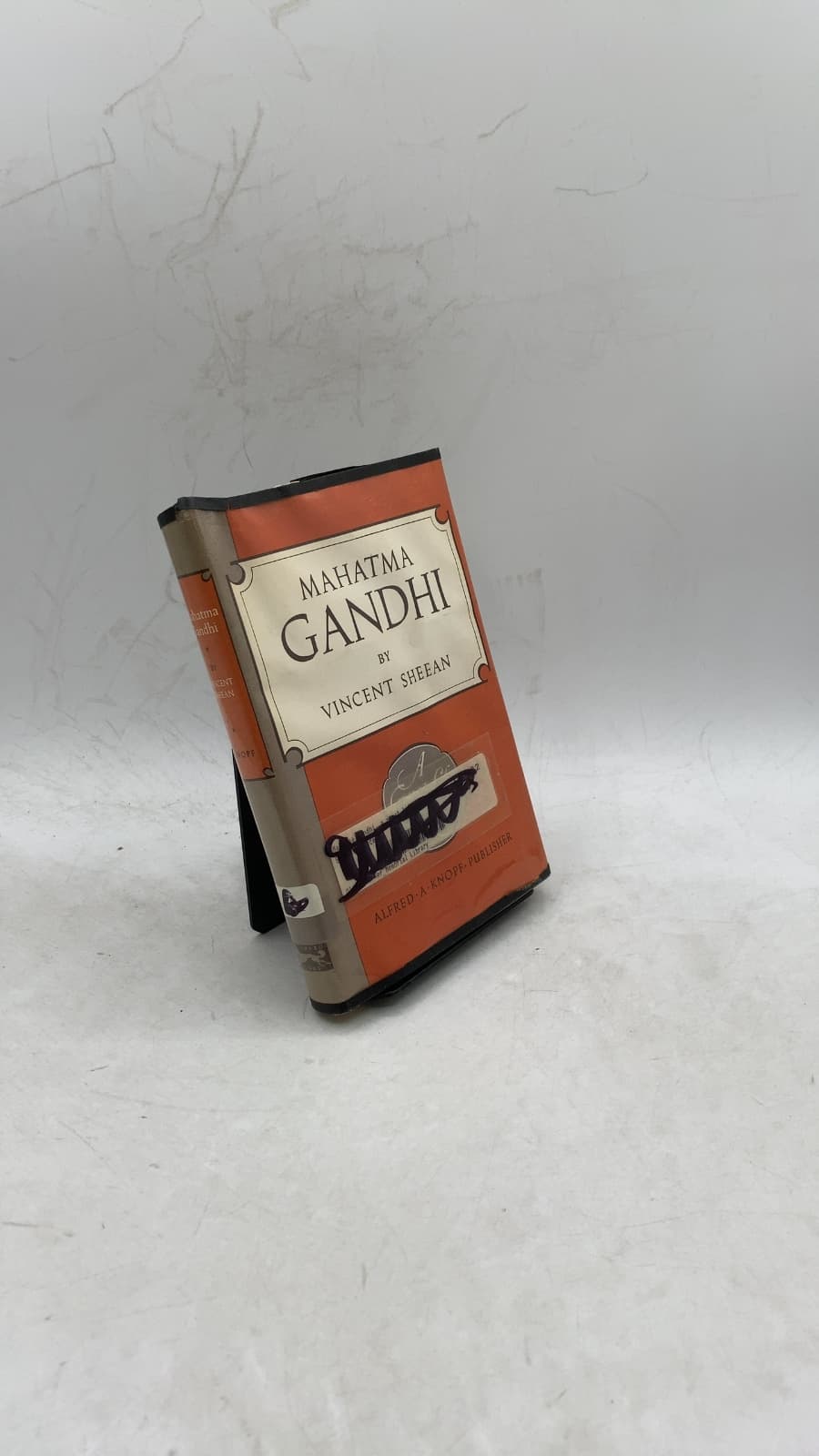 Mahatma Gandhi: A Great Life in Brief by Vincent Sheean - front cover