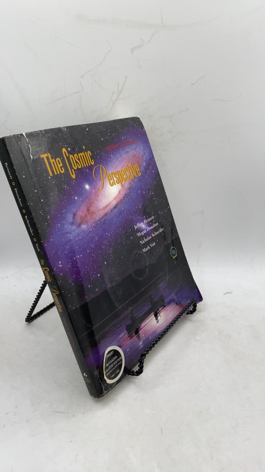 The Cosmic Perspective: Brief Edition by Jeffrey Bennett, Megan Donahue, Nicholas Schneider, Mark Voit - front cover