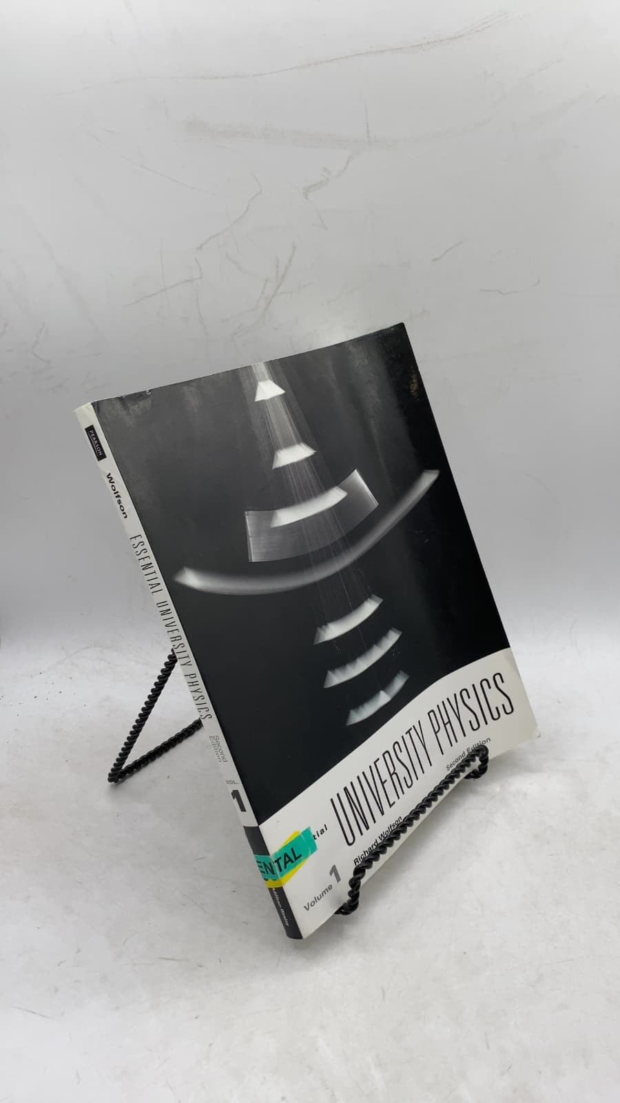 Essential University Physics, Volume 1 by Richard Wolfson - front cover