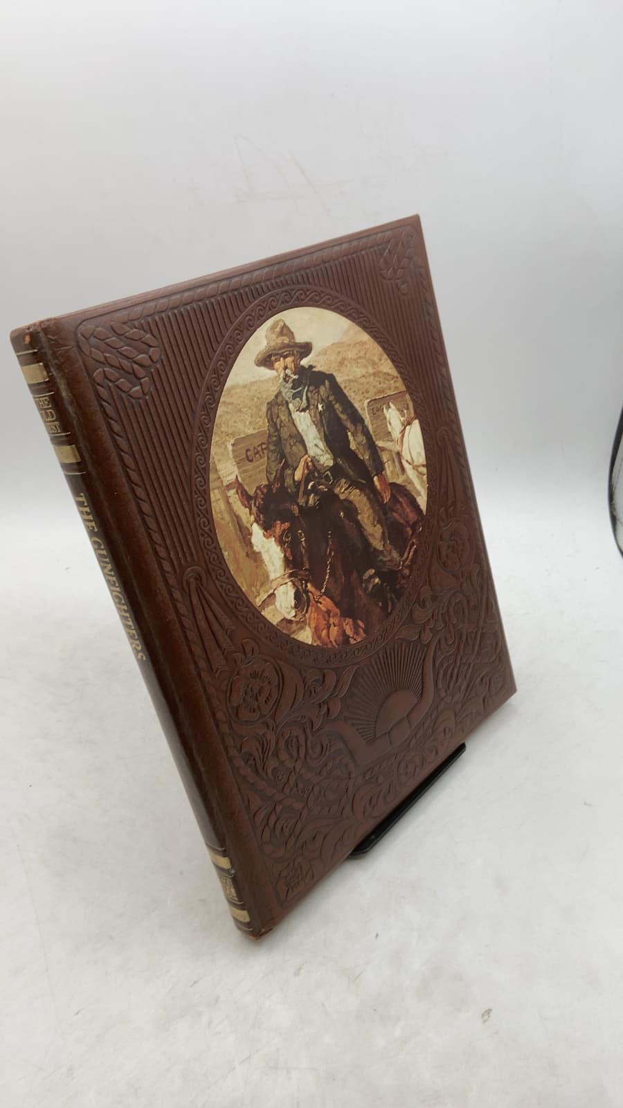 The Gunfighters by Paul Trachtman - front cover