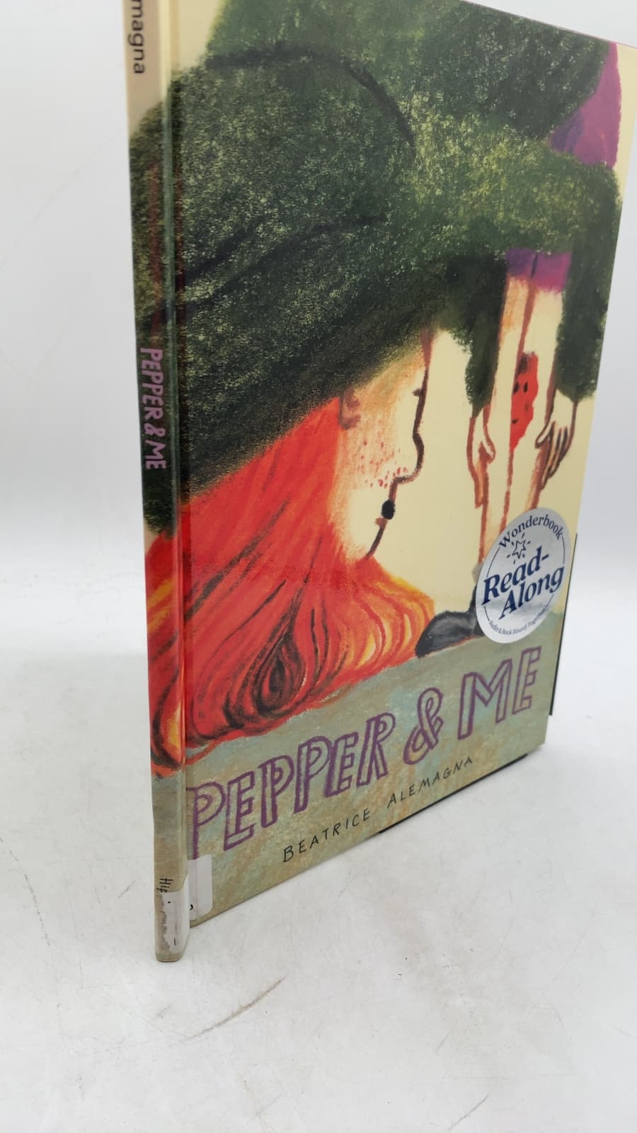 Pepper & Me by Beatrice Alemagna - front cover