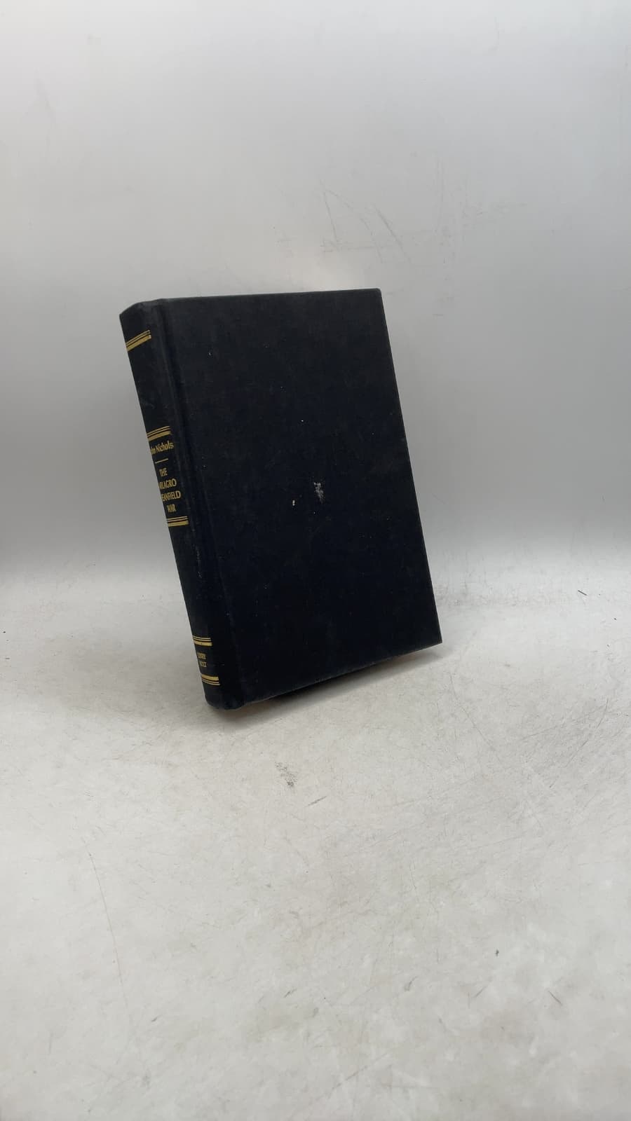 THE Milagro Beanfield WAR by John Nichols - front cover