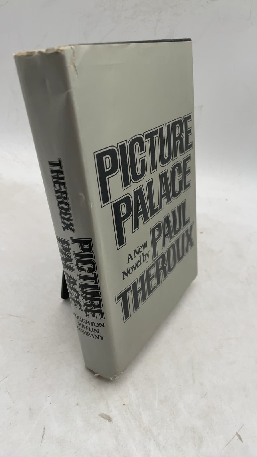 Picture Palace by Paul Theroux - front cover