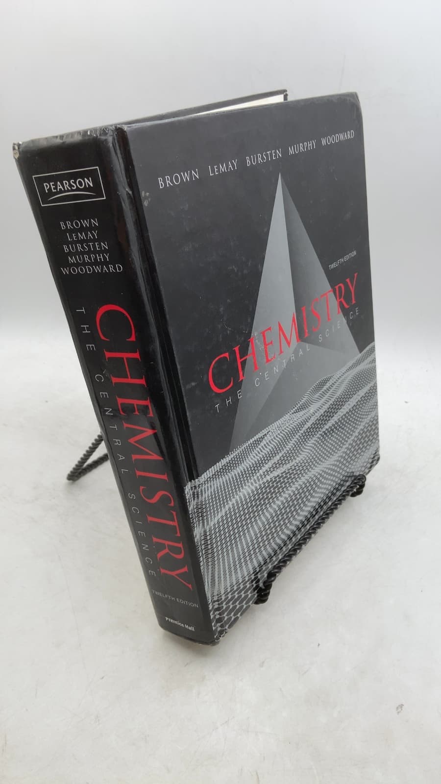 Chemistry: The Central Science by Theodore L. Brown, H. Eugene LeMay Jr., Bruce E. Bursten, Catherine J. Murphy, Patrick M. Woodward - front cover