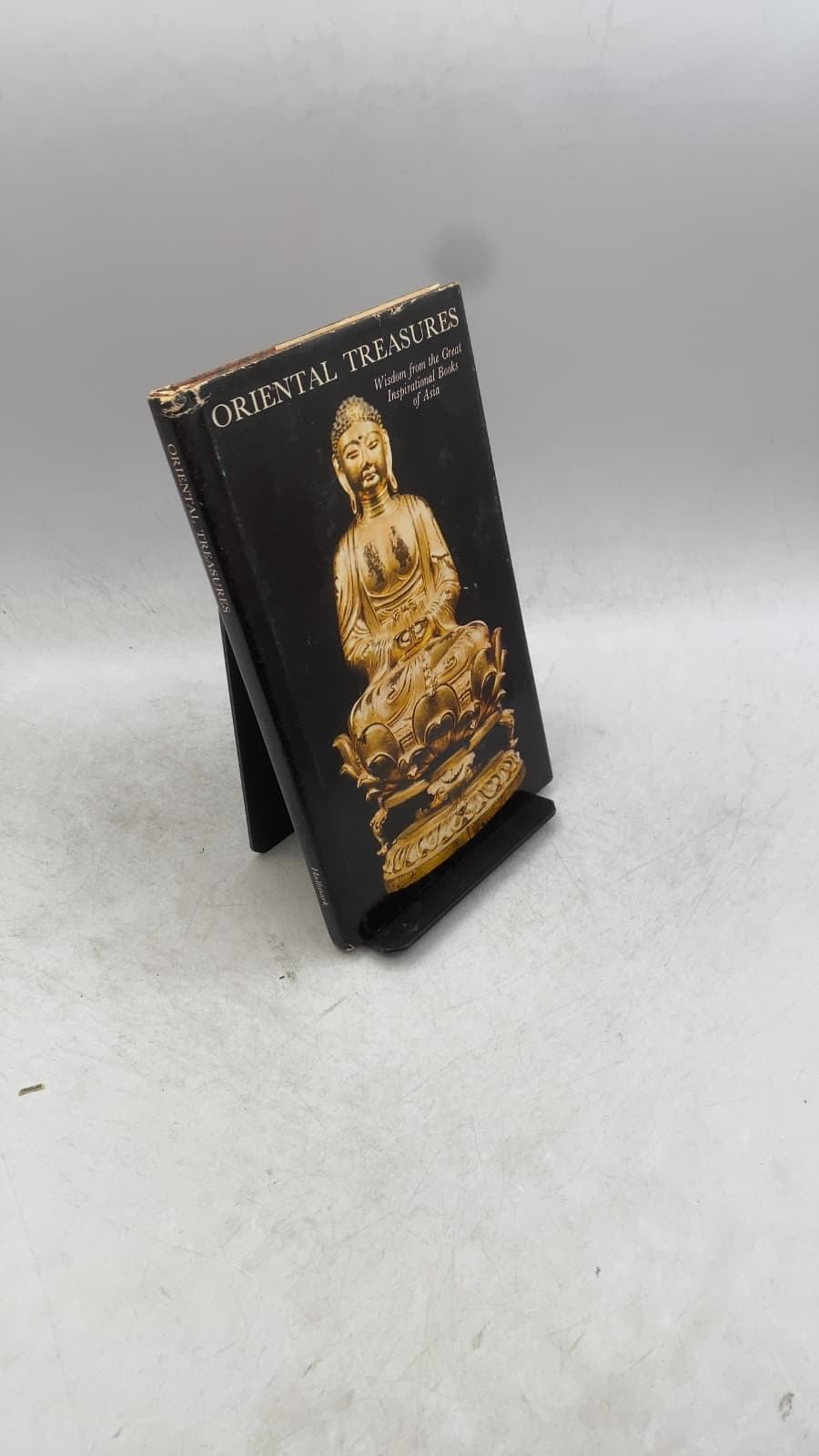 Oriental Treasures: Wisdom from the Great Inspirational Books of Asia - front cover