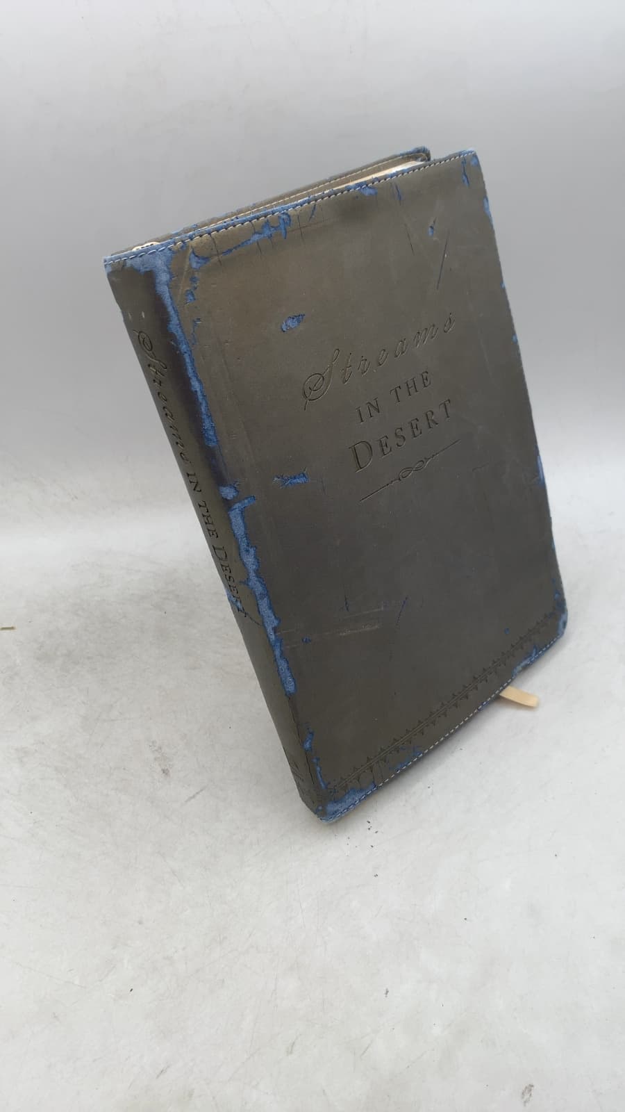 Streams in the Desert Journal by Mrs. Charles Cowman - front cover