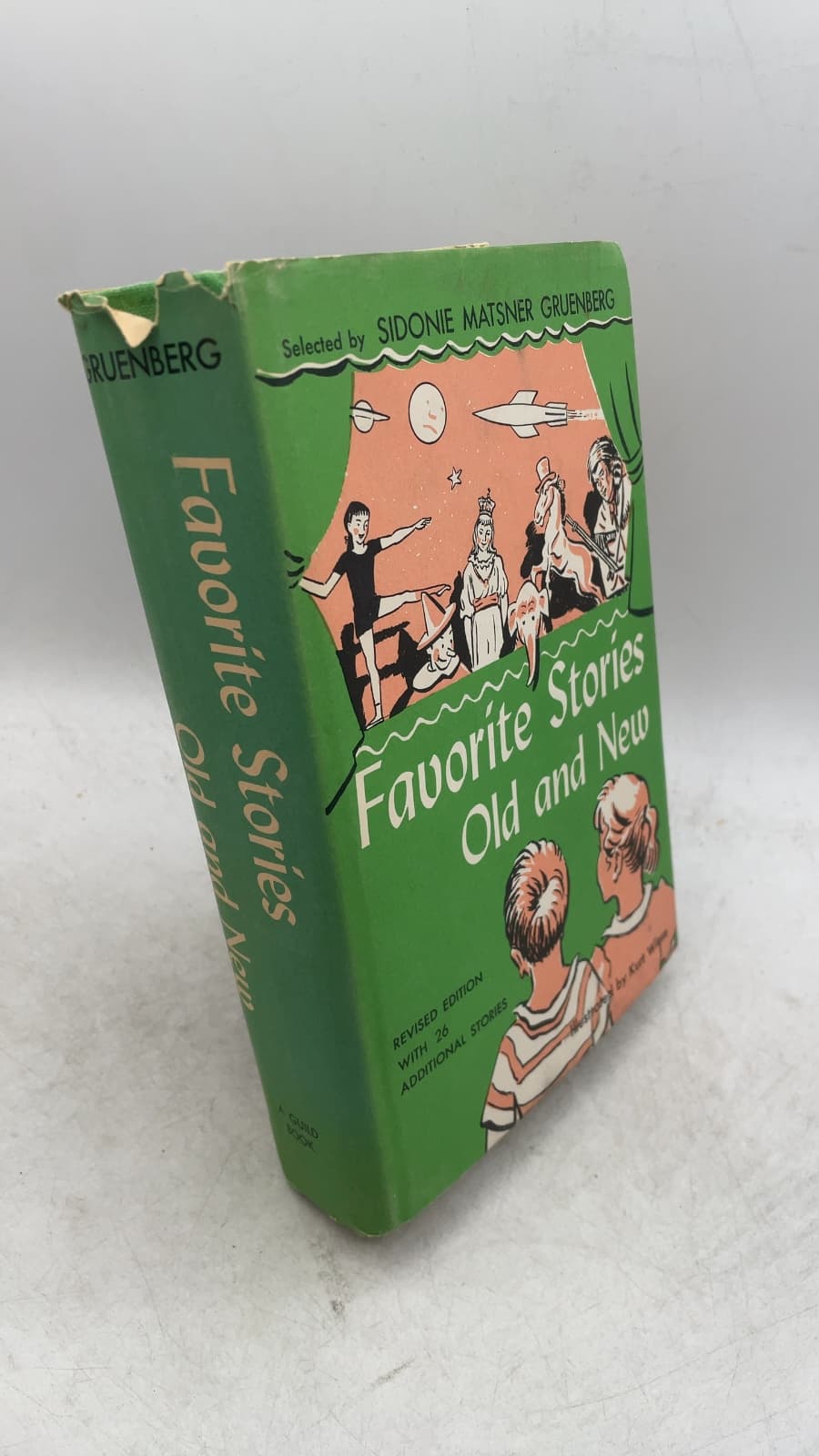 Favorite Stories Old and New by Sidonie Matsner Gruenberg - front cover