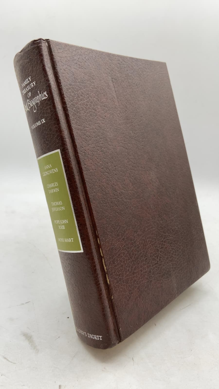 Family Treasury of Great Biographies Volume IX by The Editors of The Reader's Digest - front cover