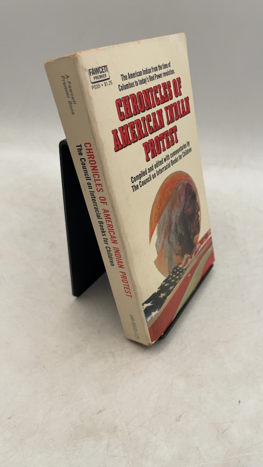 Chronicles of American Indian Protest by The Council on Interracial Books for Children - front cover