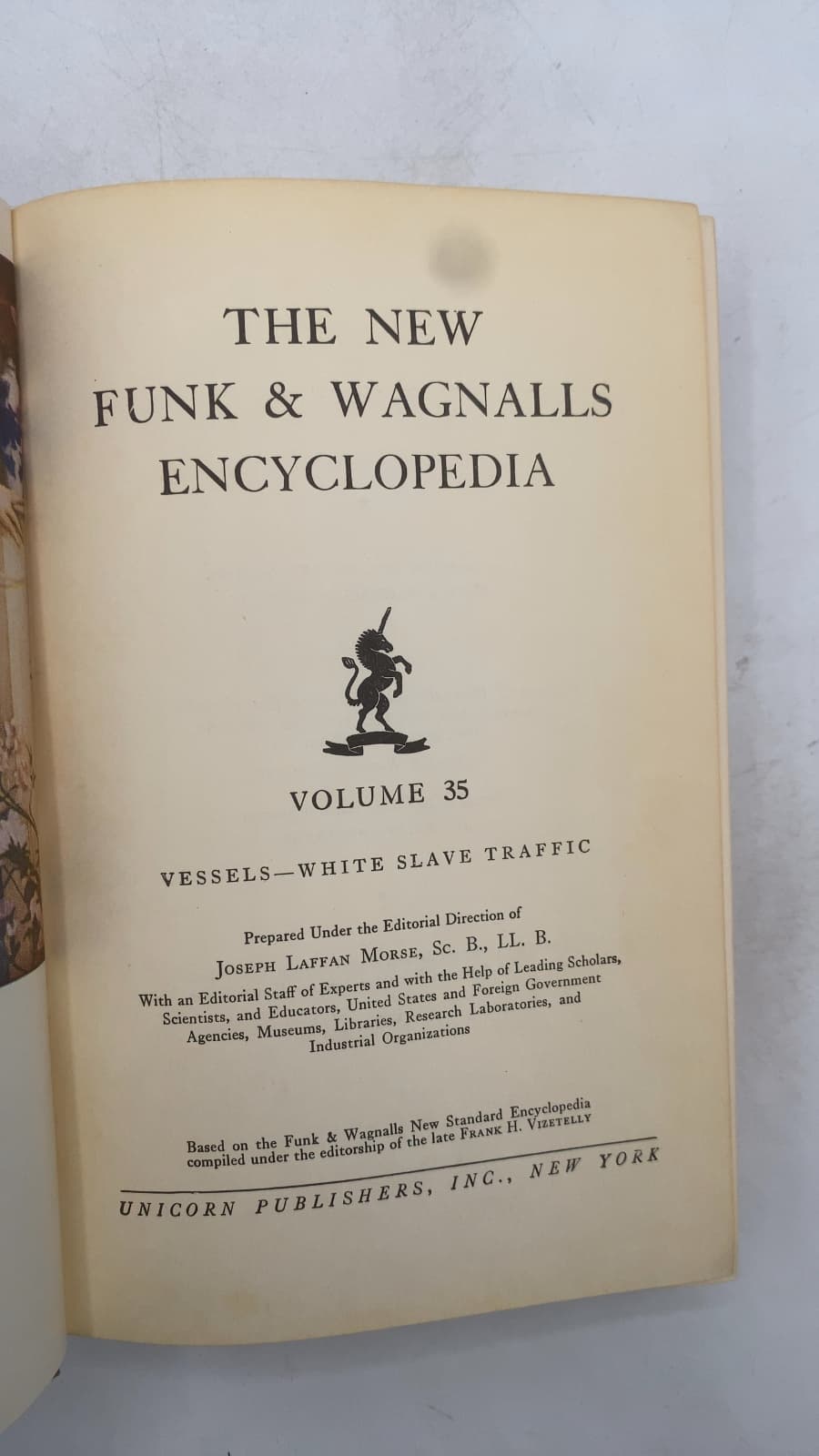 The New Funk & Wagnalls Encyclopedia, Volume 35 (Vessels—White Slave Traffic) by Joseph Laffan Morse - title page
