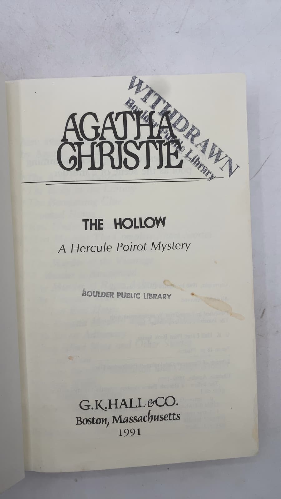 The Hollow by Agatha Christie - title page