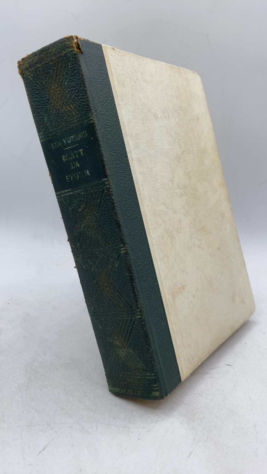Blatt im Sturm by Lin Yutang - front cover