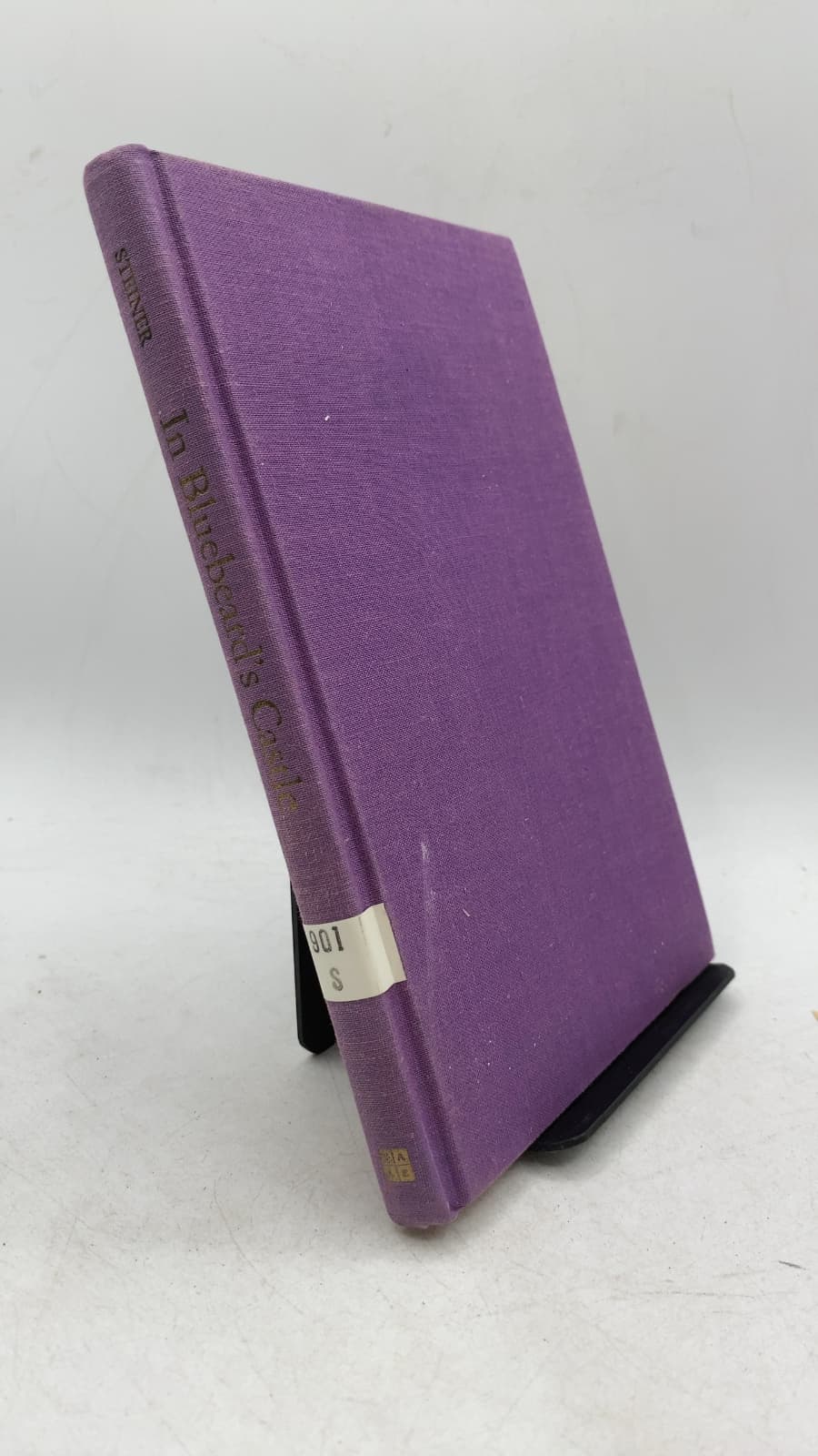 In Bluebeard's Castle: Some Notes Towards the Redefinition of Culture by George Steiner - front cover