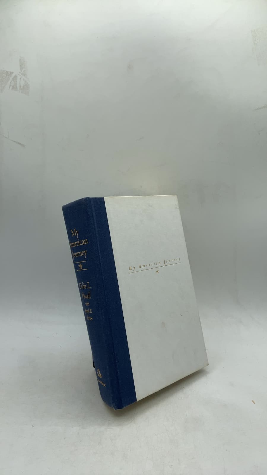 My American Journey by Colin L. Powell with Joseph E. Persico - front cover