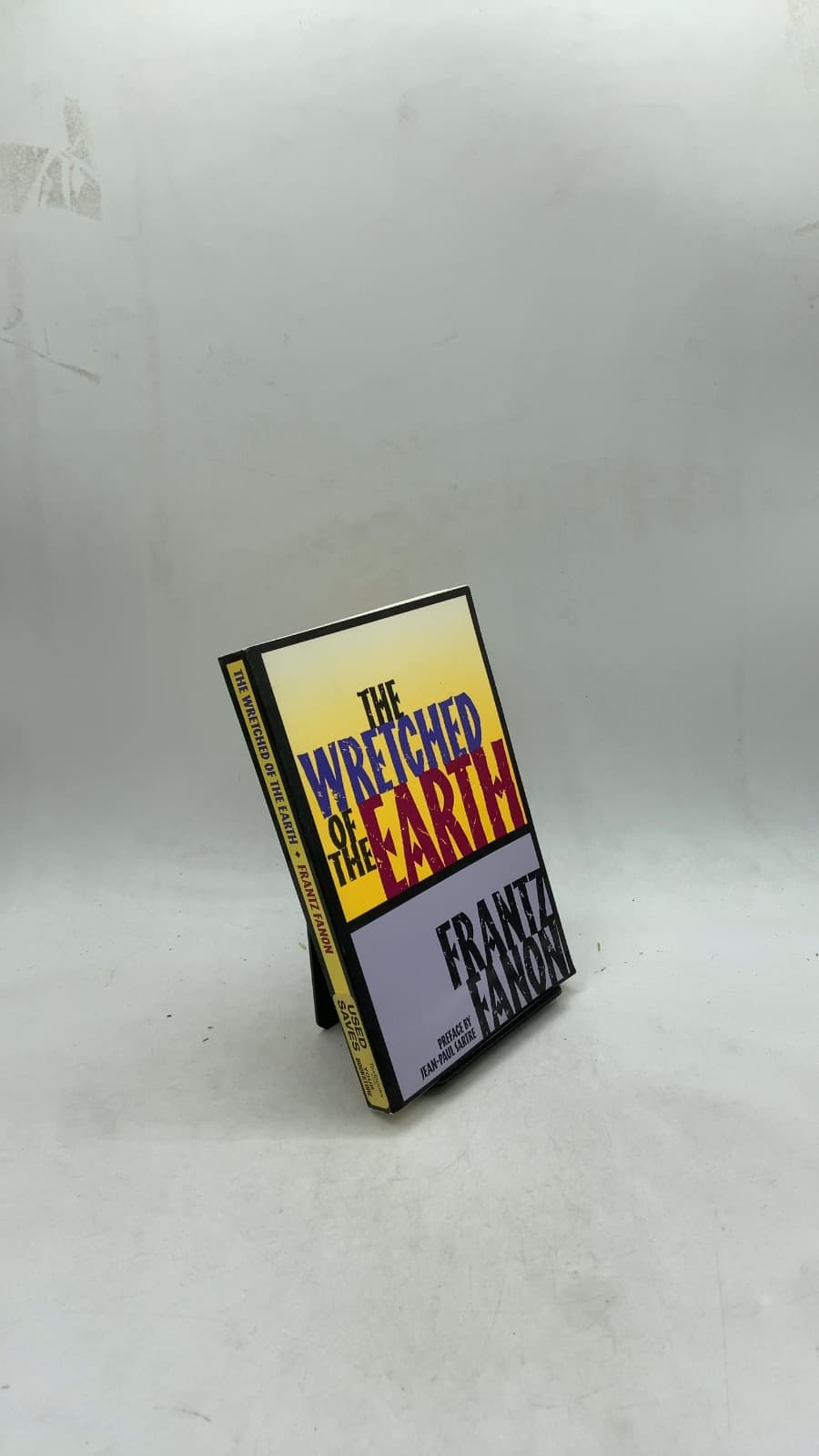 The Wretched of the Earth by Frantz Fanon - front cover