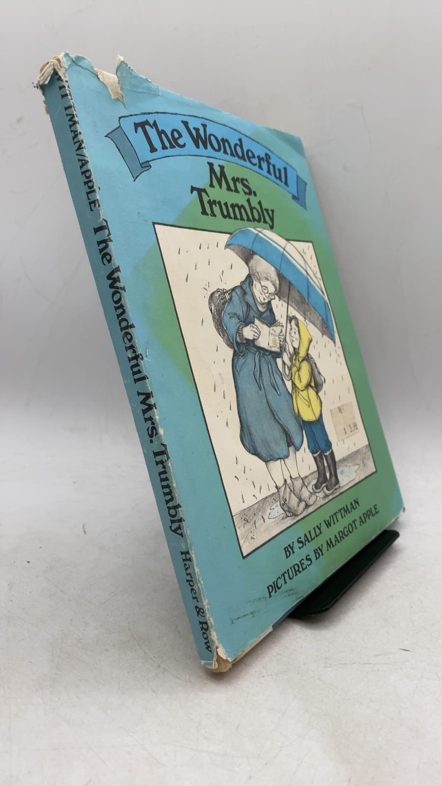 The Wonderful Mrs. Trumbly by Sally Wittman - front cover