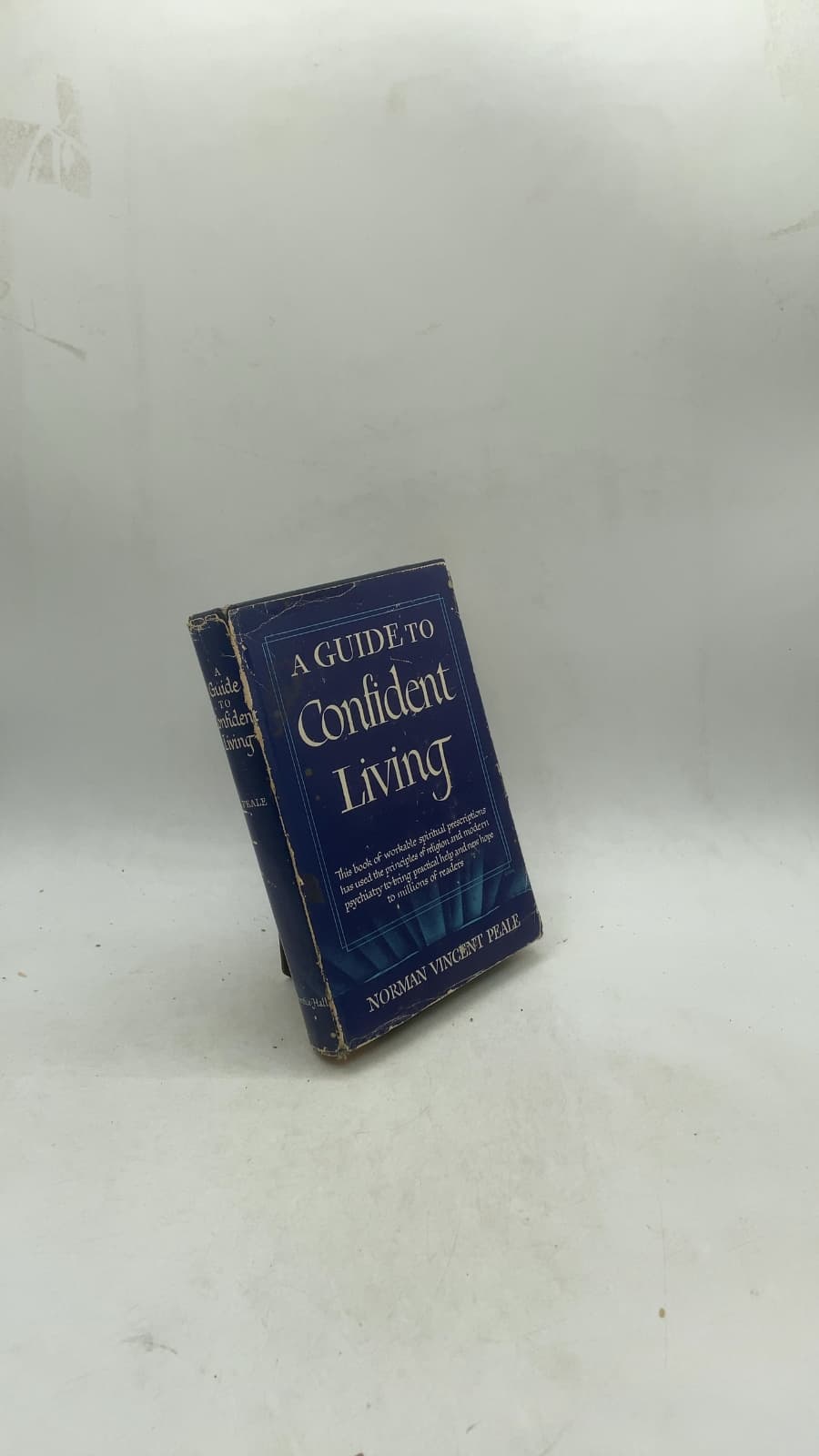 A Guide to Confident Living by Norman Vincent Peale - front cover