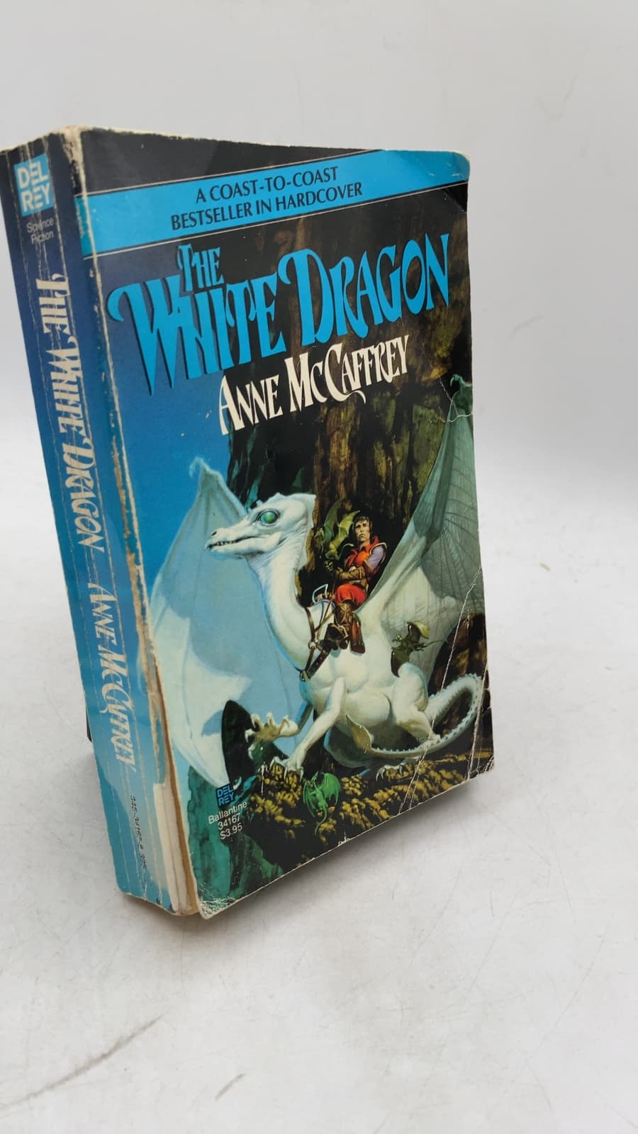 THE White Dragon by Anne McCaffrey - front cover