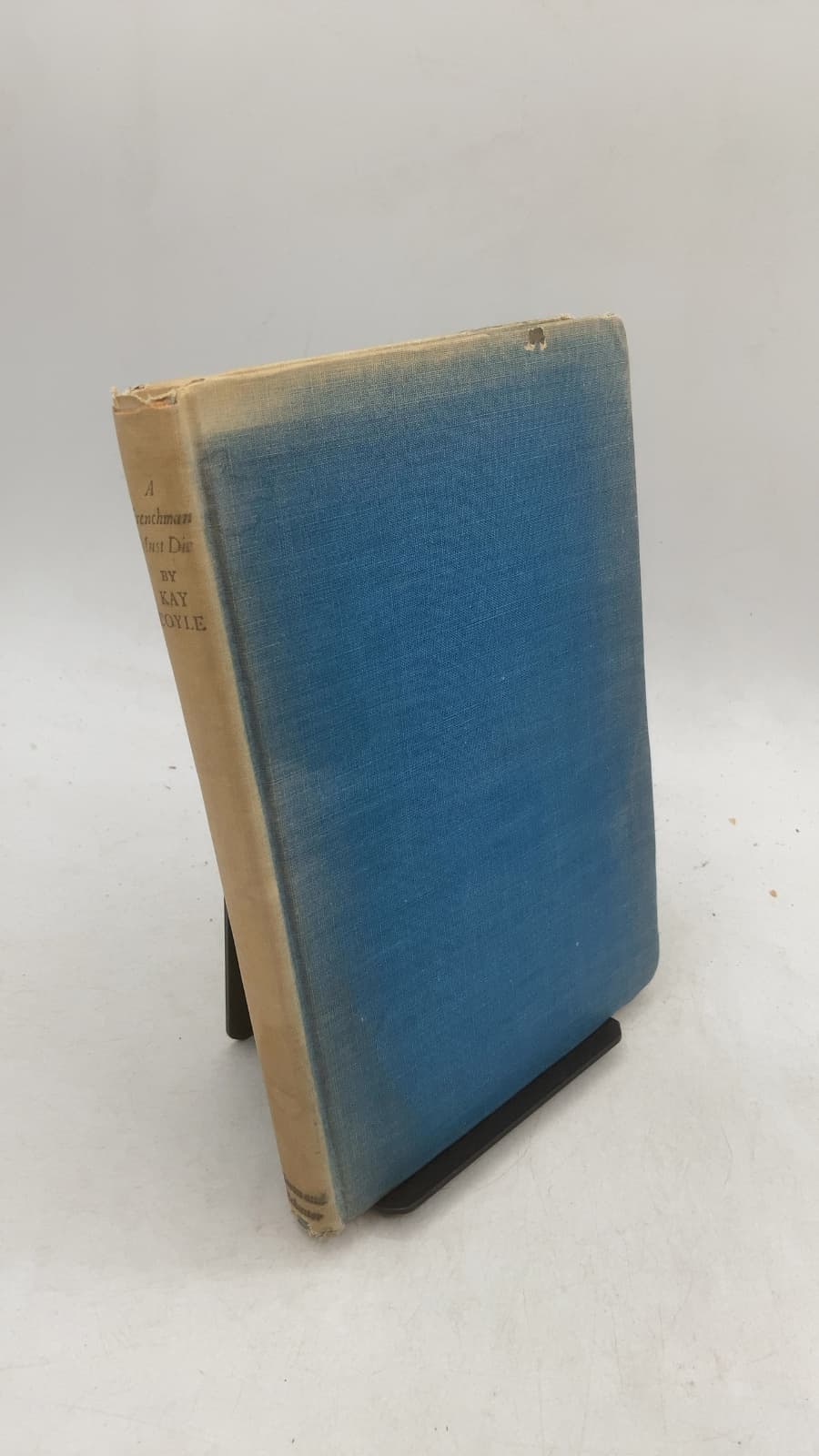 A Frenchman Must Die by Kay Boyle - front cover