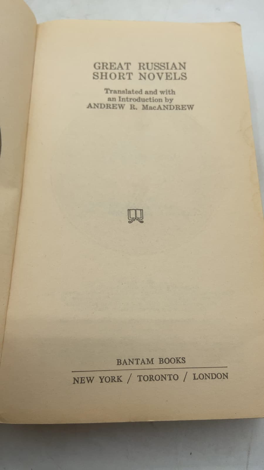 Great Russian Short Novels by Andrew R. MacAndrew (Translator) - title page