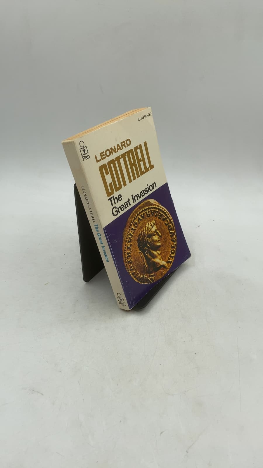 The Great Invasion by Leonard Cottrell - front cover