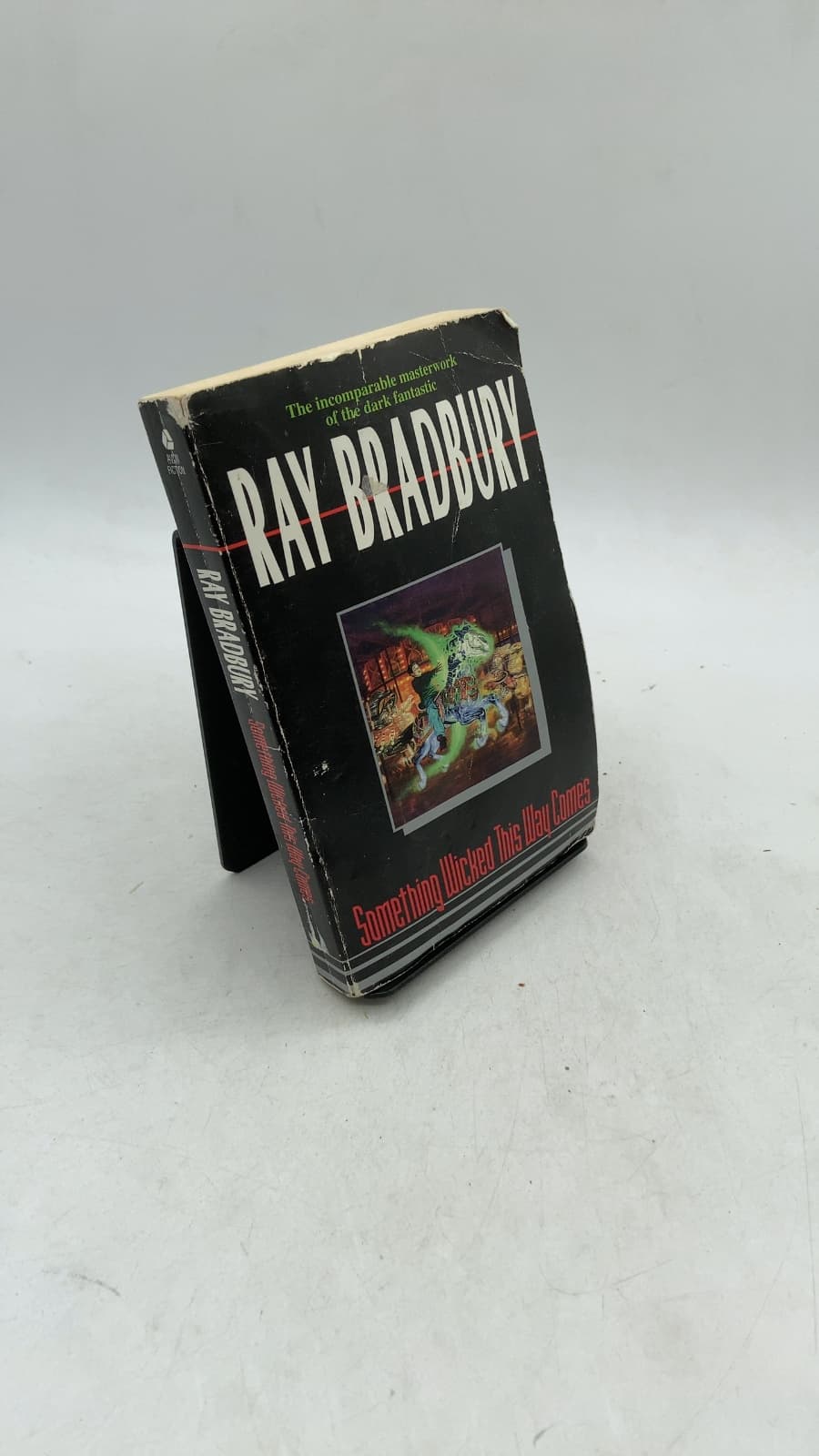 Something Wicked This Way Comes by Ray Bradbury - front cover