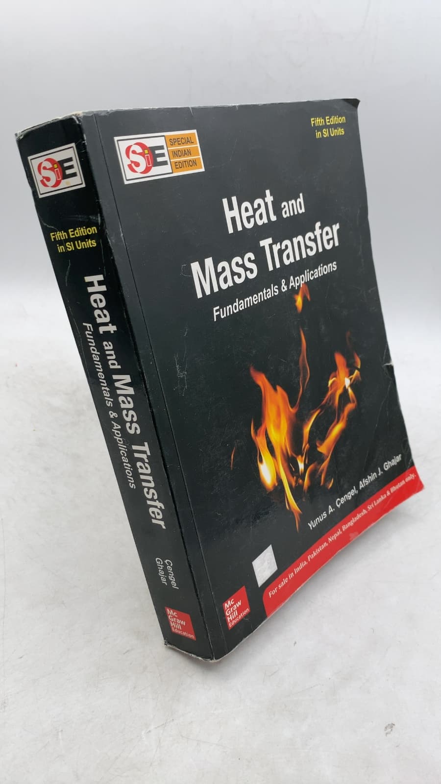 Heat and Mass Transfer: Fundamentals & Applications by Yunus A. Çengel, Afshin J. Ghajar - front cover