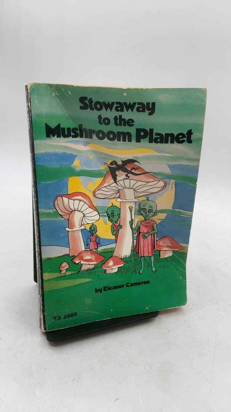 Stowaway to the Mushroom Planet by Eleanor Cameron - front cover