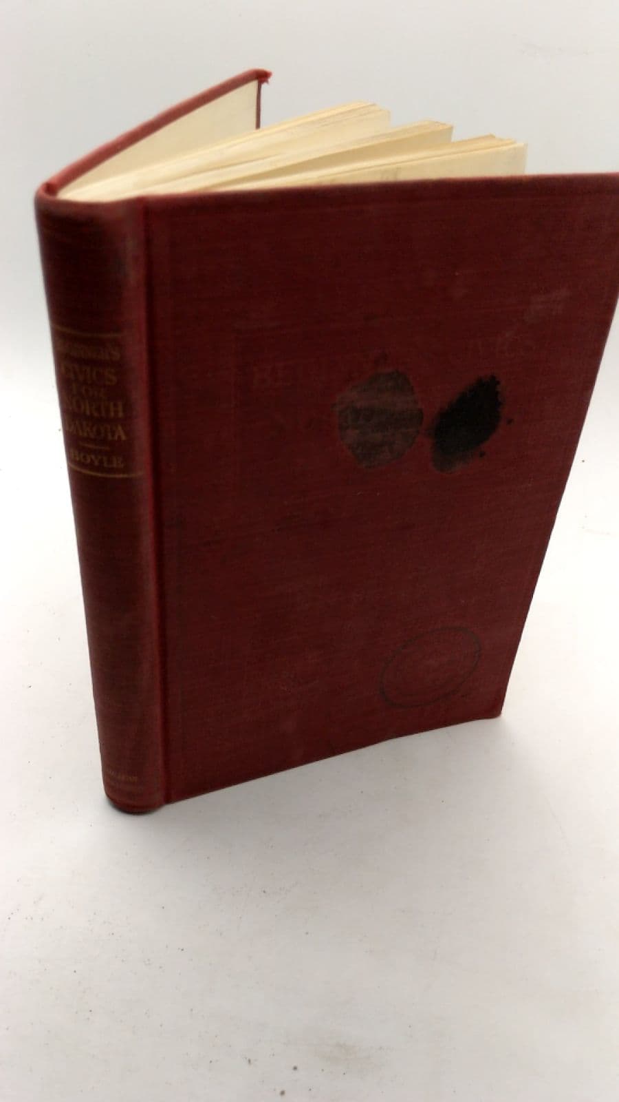 Beginner's Civics for North Dakota by James E. Boyle, Ph.D. - front cover