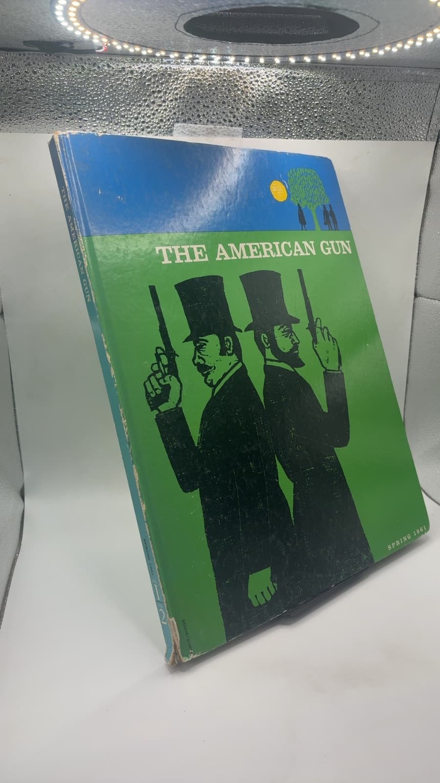 The American Gun by Various Authors - front cover