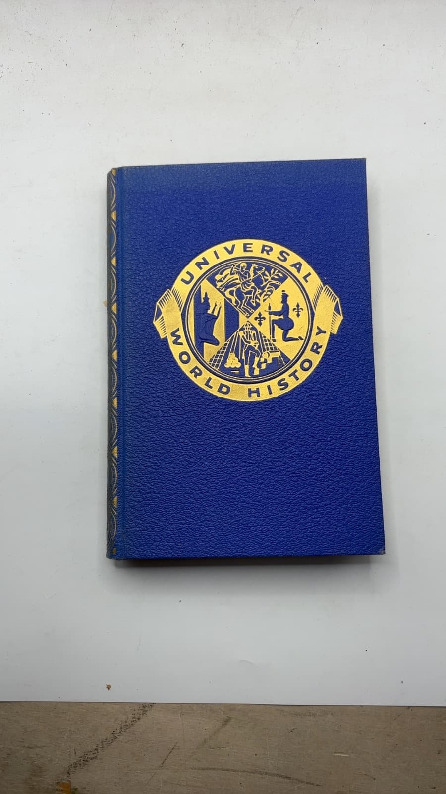 Universal World History ( VOL 7 ) by J. A. Hammerton (Editor) - quarter view showing binding condition