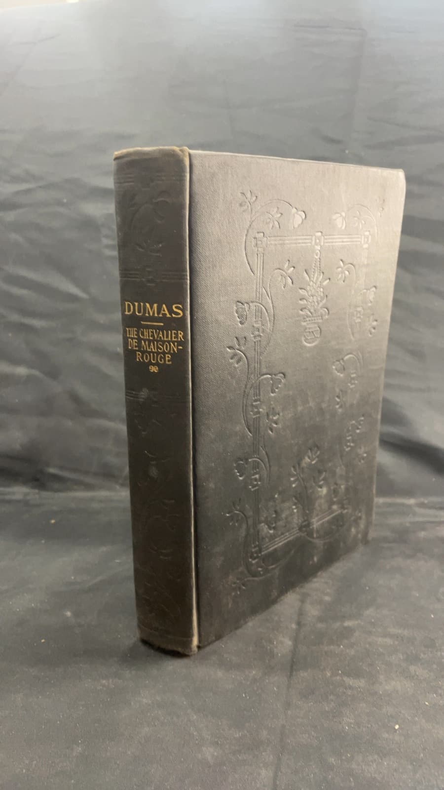 The Chevalier de Maison Rouge by Alexandre Dumas - front cover