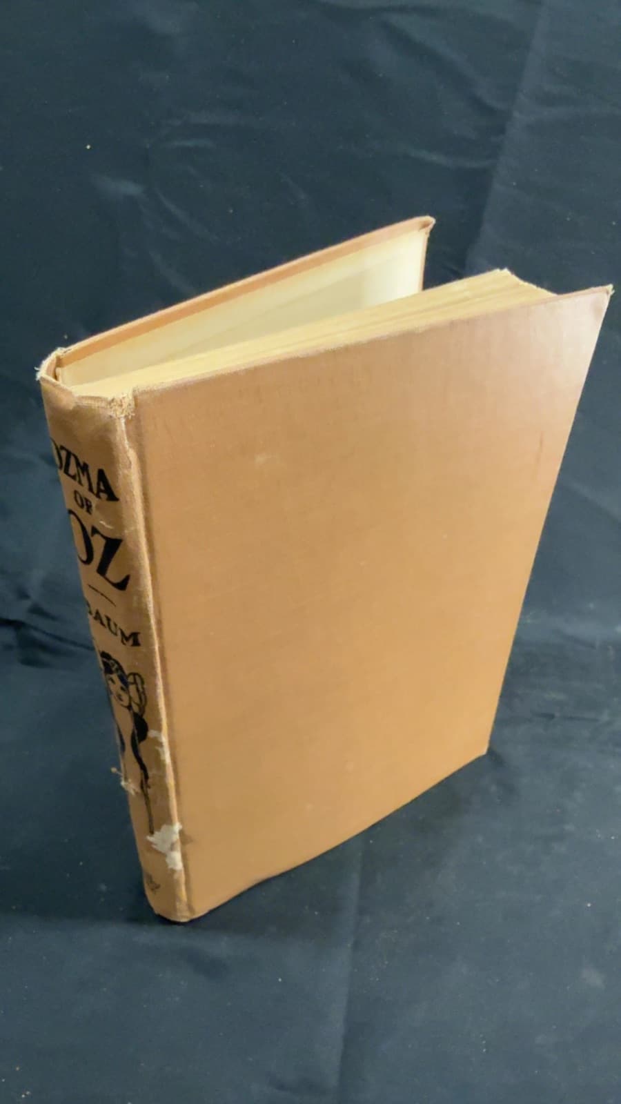Ozma of Oz by L. Frank Baum - front cover