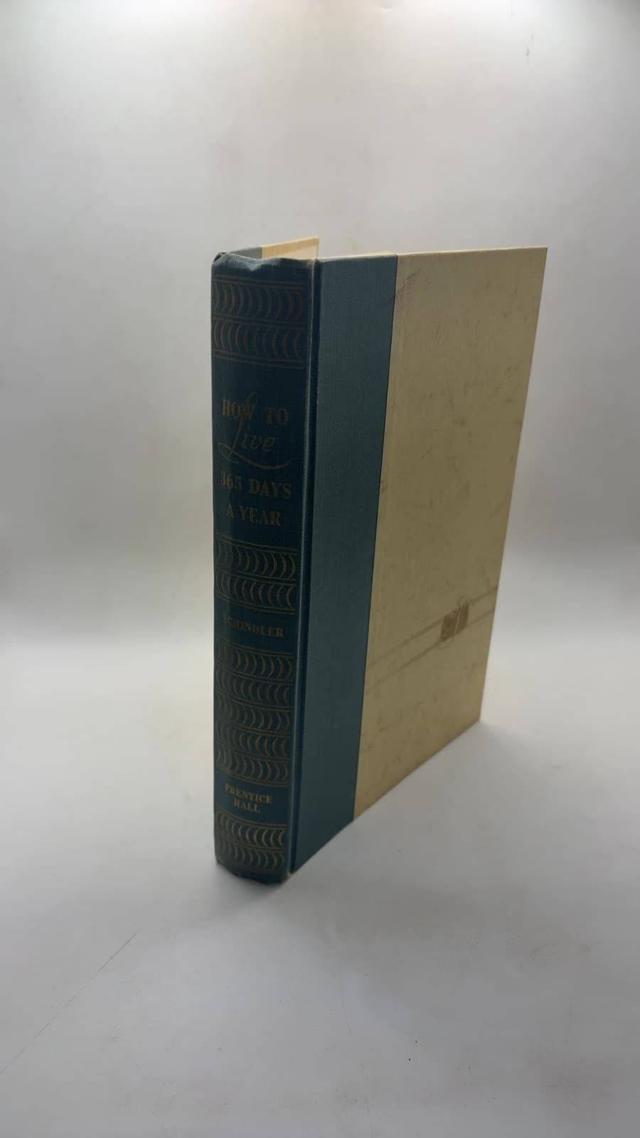 How to Live 365 Days a Year by John A. Schindler, M.D. - front cover