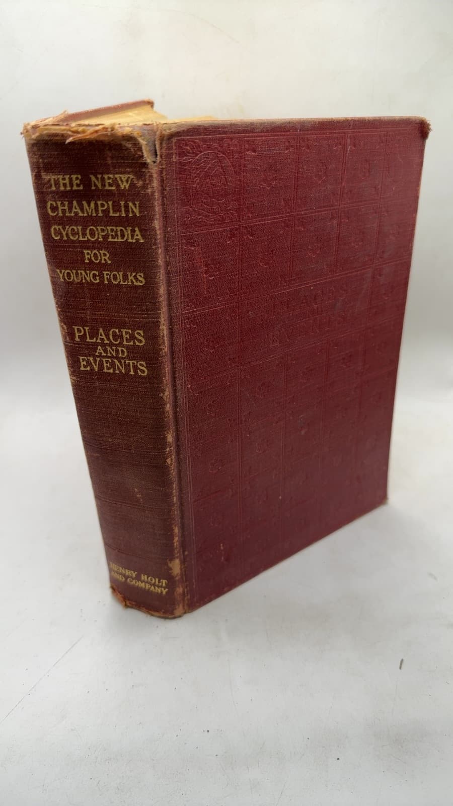 The New Champlin Cyclopedia for Young Folks: Places and Events by Edited by Lincoln MacVeagh - front cover