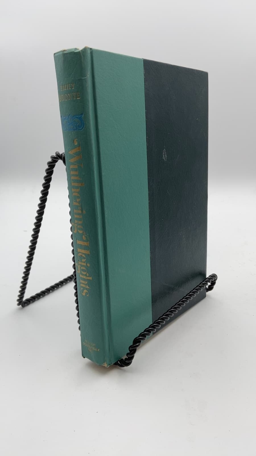 Wuthering Heights by Emily Brontë - front cover