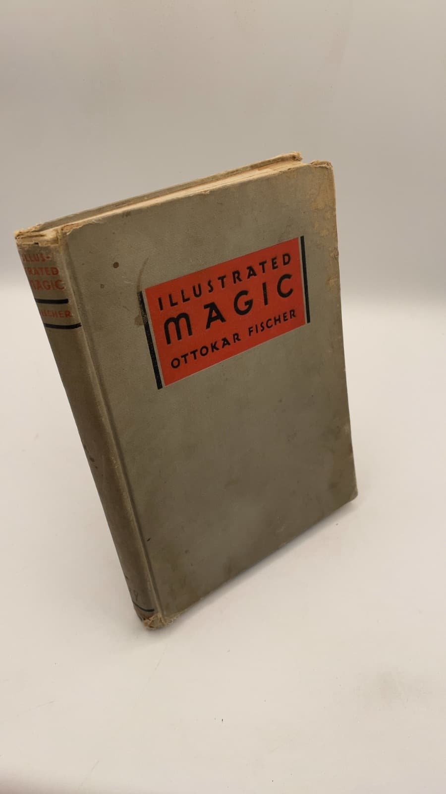 Illustrated Magic by Ottokar Fischer - front cover