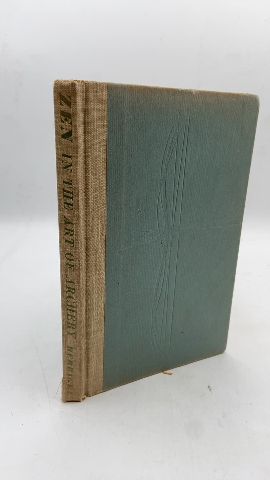 ZEN IN THE ART OF Archery by Eugen Herrigel - front cover