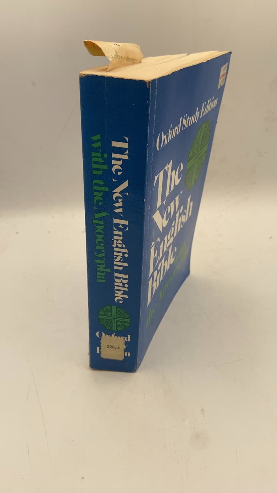 The New English Bible with the Apocrypha: Oxford Study Edition by Samuel Sandmel, M. Jack Suggs, Arnold J. Tkacik - front cover