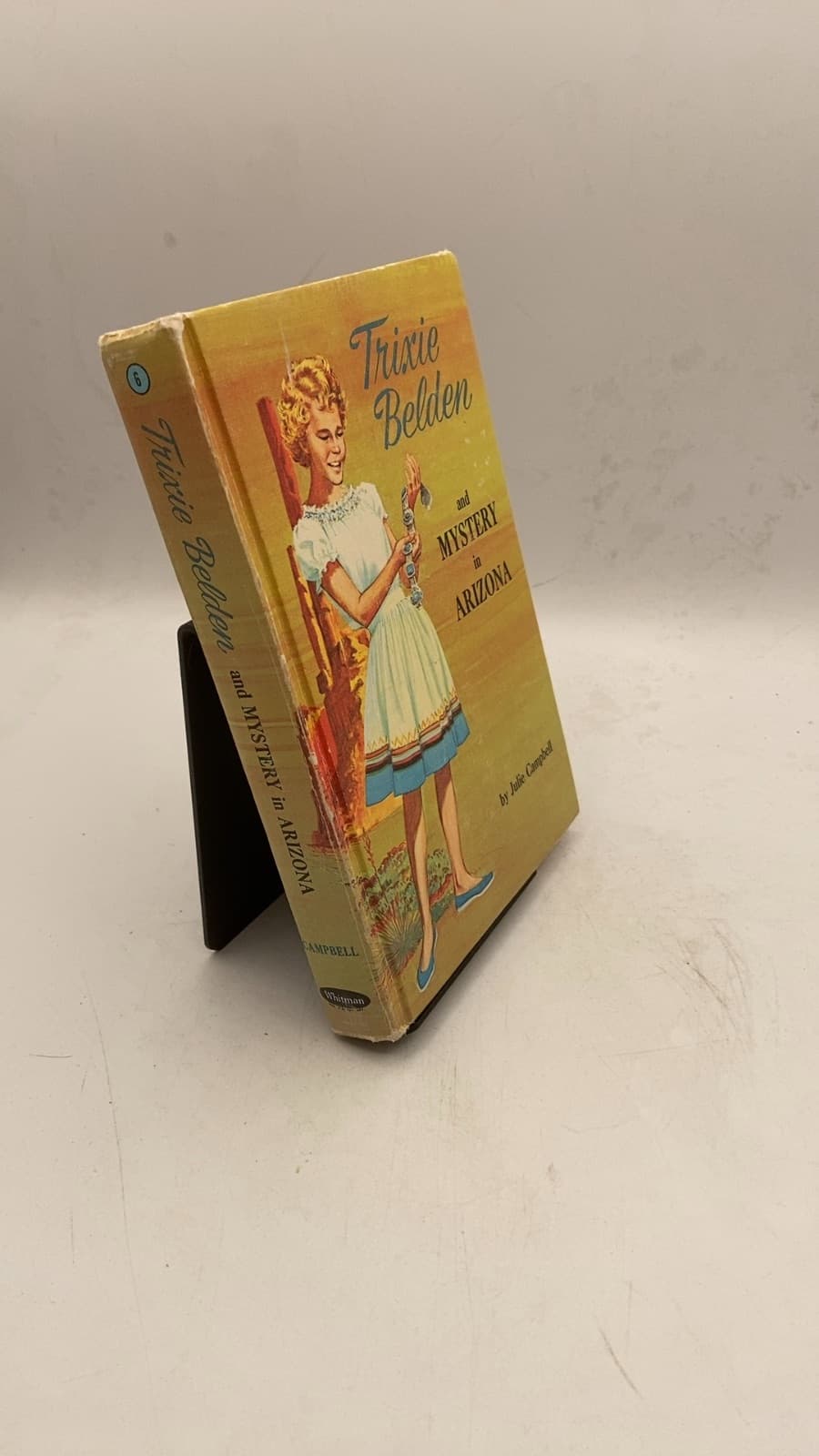 Trixie Belden and Mystery in Arizona