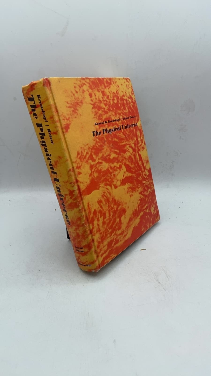 The Physical Universe by Konrad B. Krauskopf, Arthur Beiser - front cover