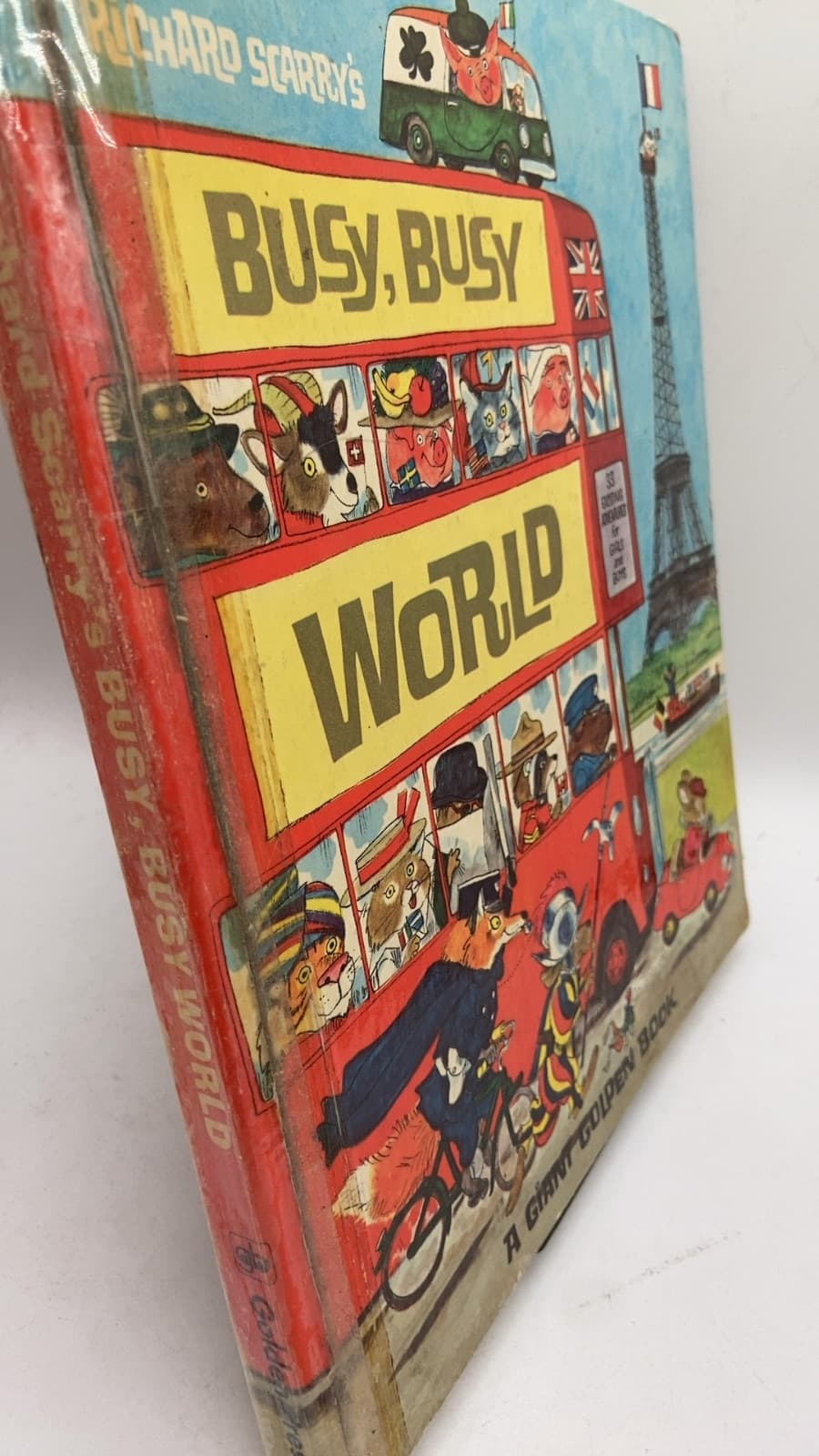 Busy, Busy World by Richard Scarry - front cover