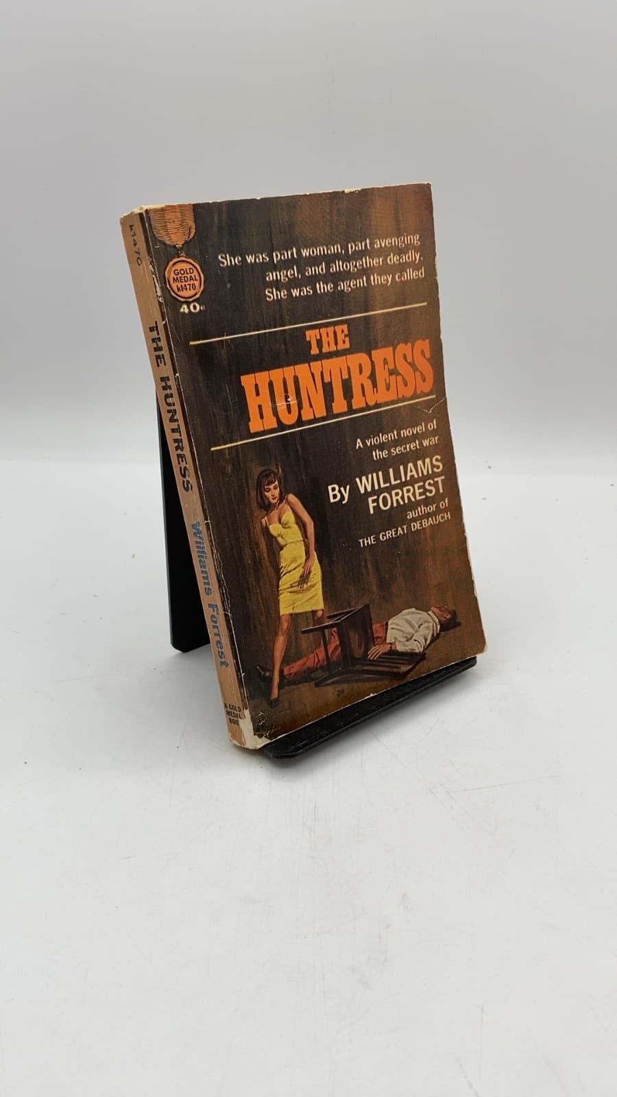 The Huntress by Williams Forrest - front cover