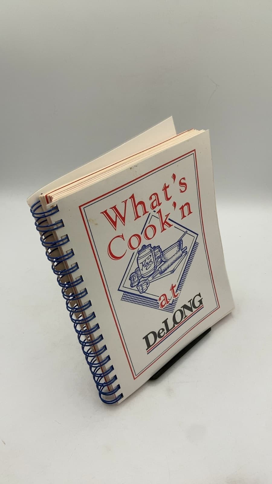 What's Cook'n at DeLONG - front cover