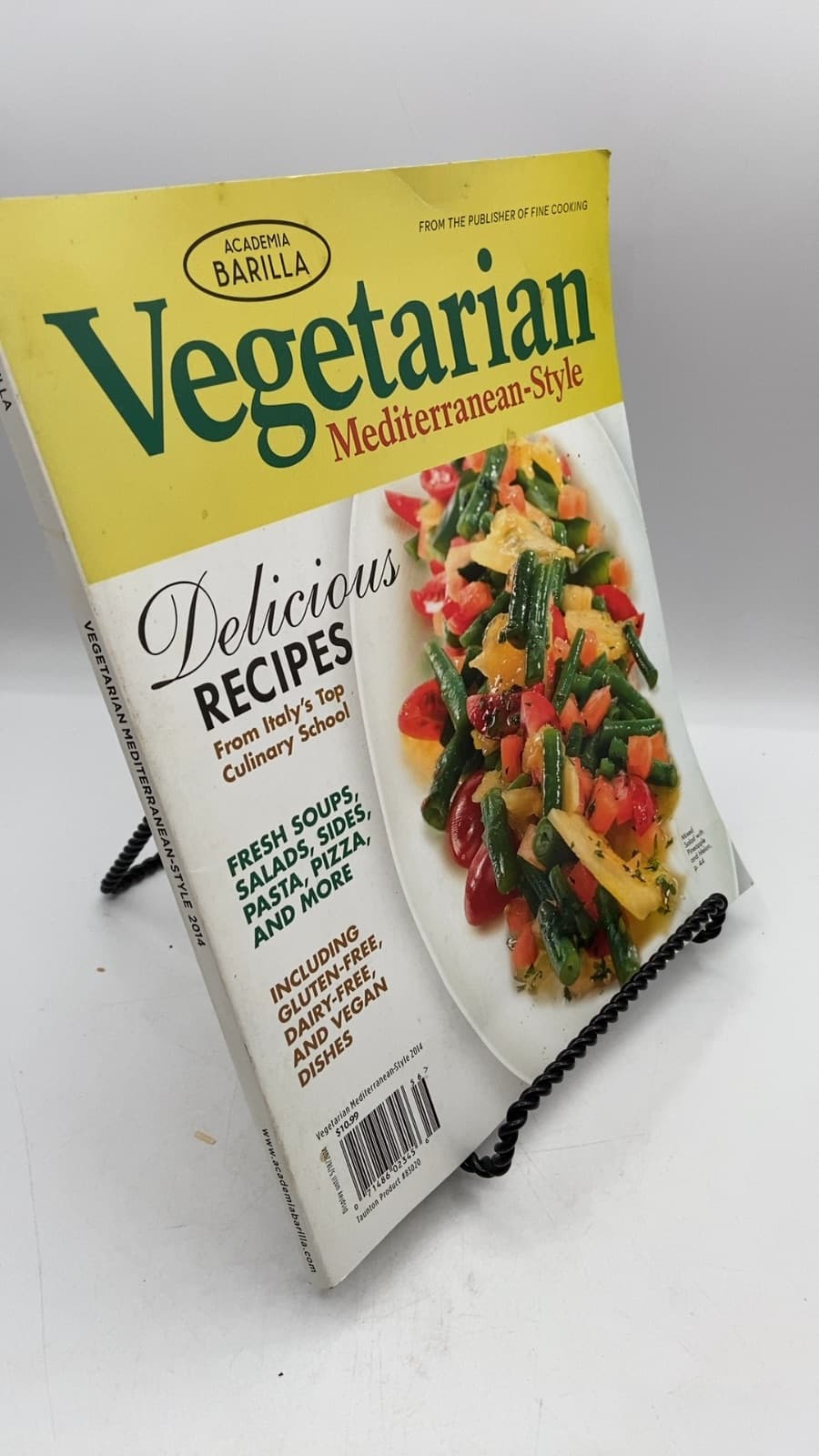 Vegetarian Mediterranean-Style by Academia Barilla - front cover