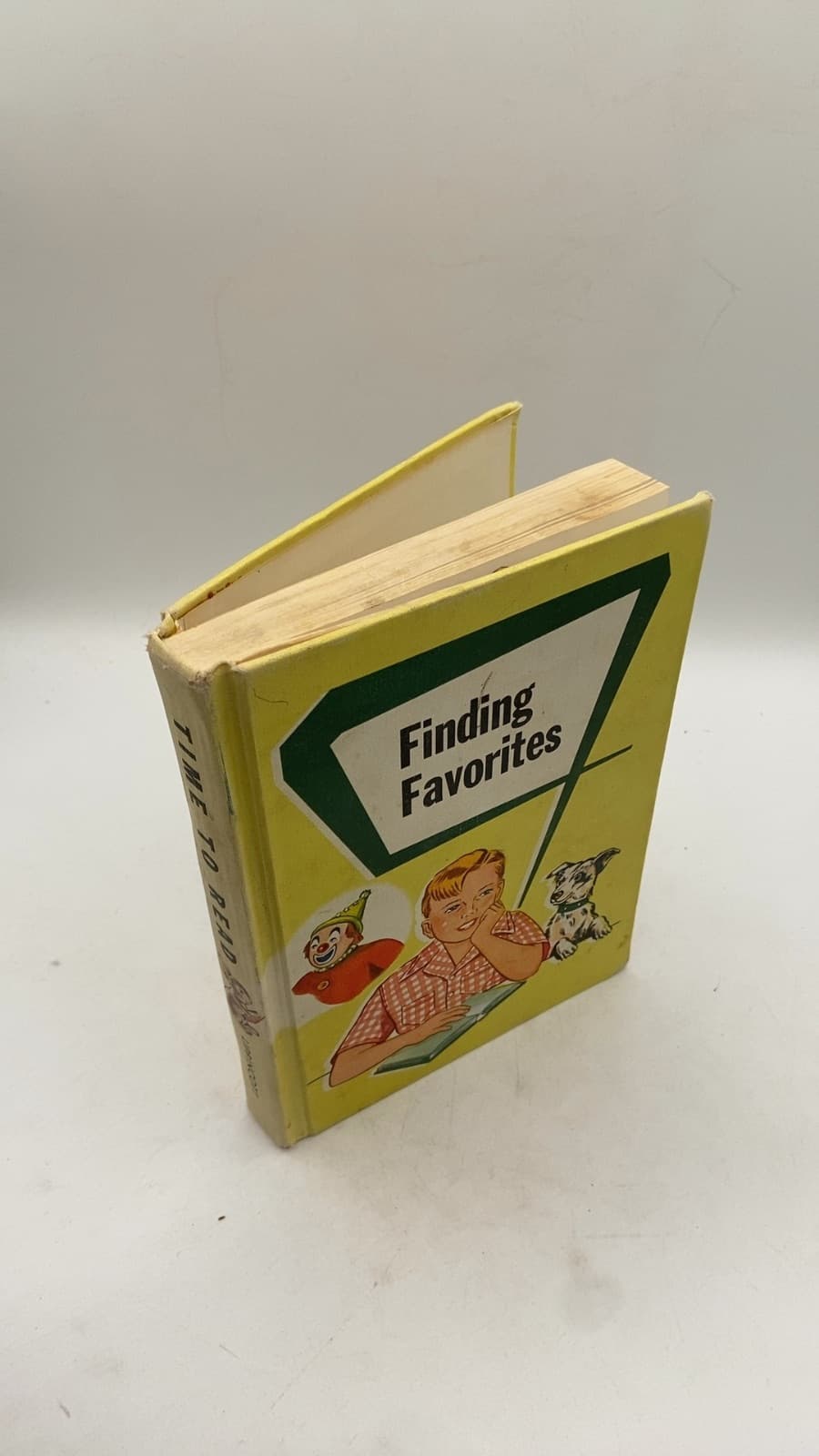Finding Favorites by Bernice E. Leary, Edwin C. Reichert, Mary K. Reely - front cover