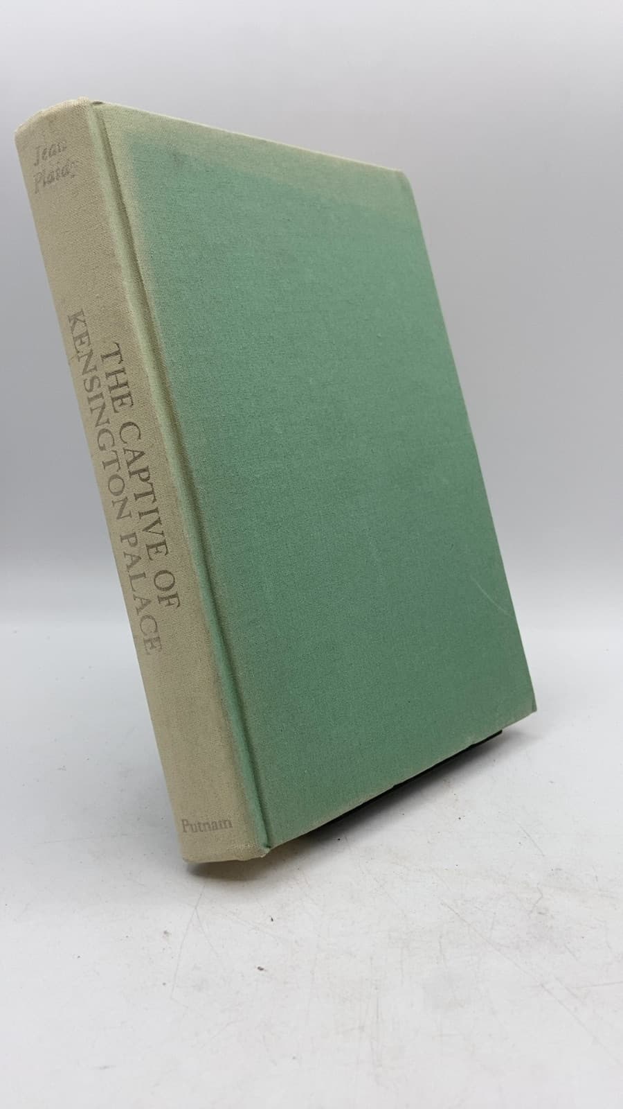 The Captive of Kensington Palace by Jean Plaidy - front cover