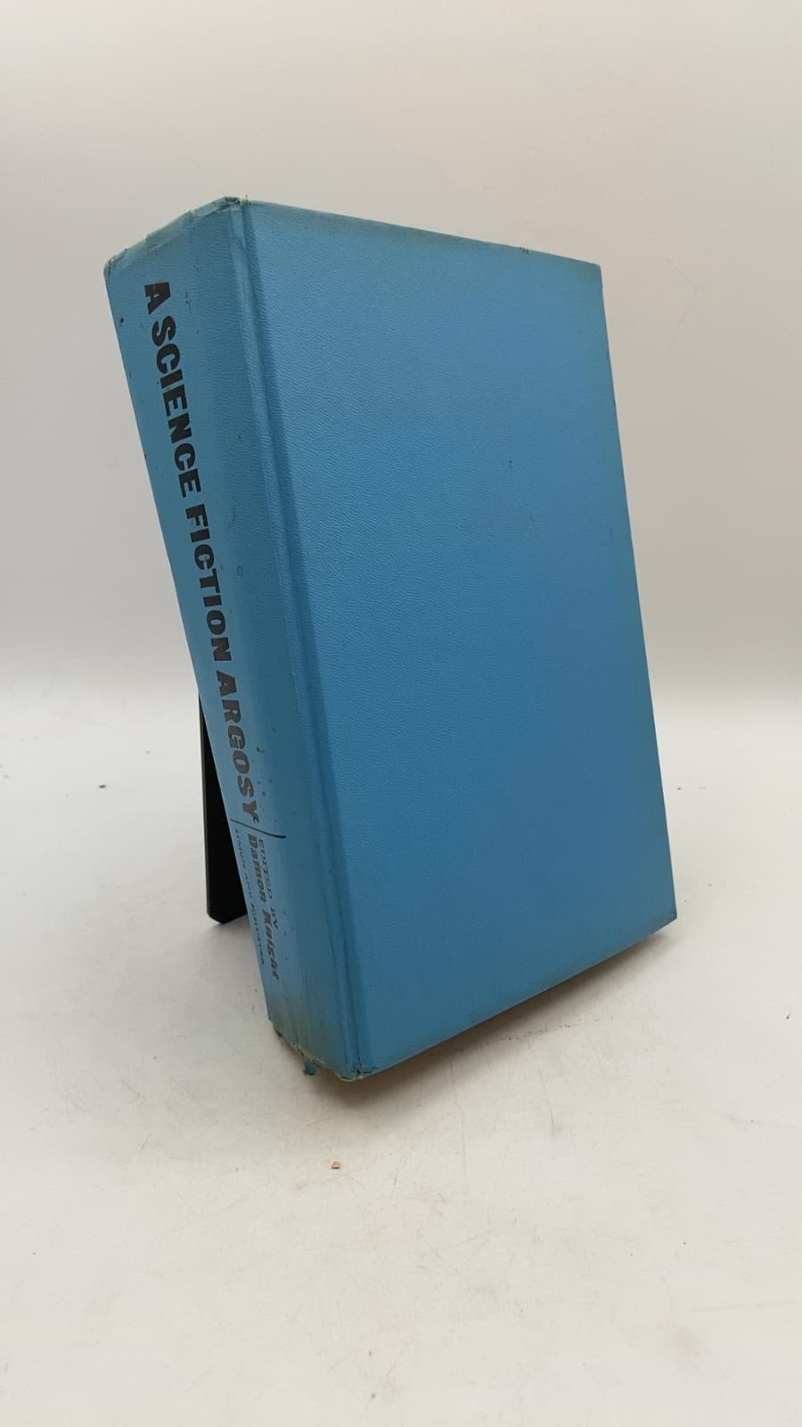 A Science Fiction Argosy by Damon Knight - front cover